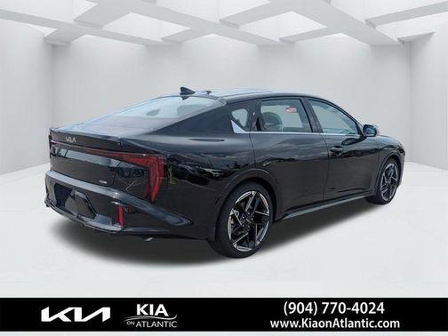 Aurora Black Pearl 2026 Kia K4 GT-LINE