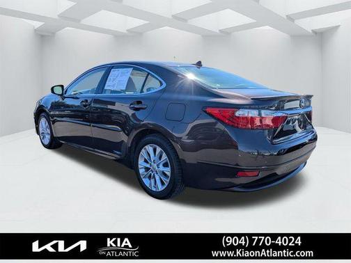 2013 Lexus ES 300h Base