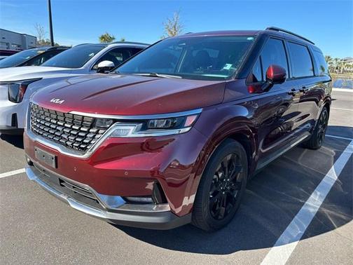 2023 Kia Carnival SX