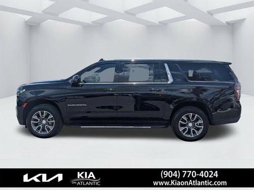 Black 2022 Chevrolet Suburban LT