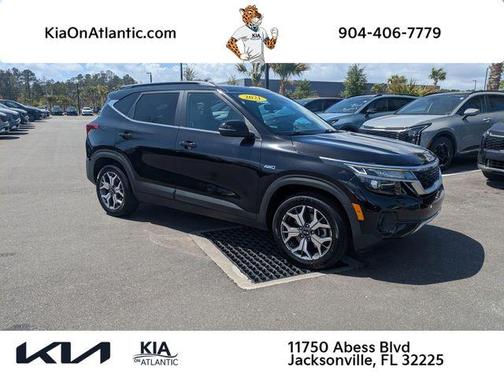 Cherry Black 2021 Kia Seltos EX