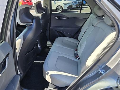 2025 Kia Niro EX