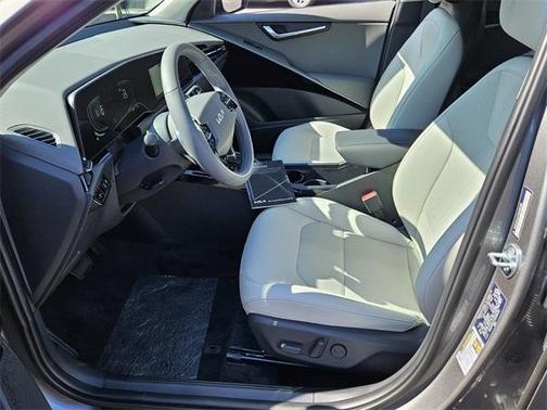 2025 Kia Niro EX