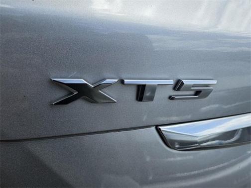 2018 Cadillac XT5 Base