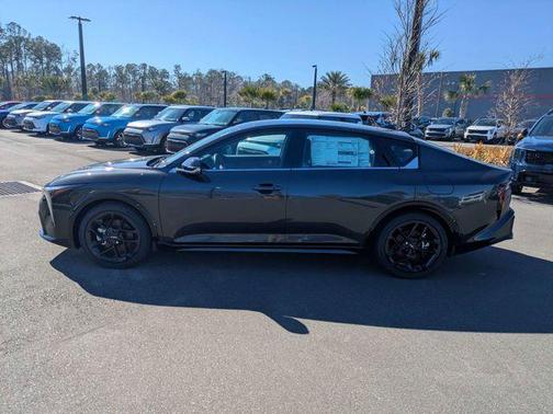 2025 Kia K4 GT-Line Turbo