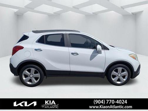 Summit White 2016 Buick Encore Base