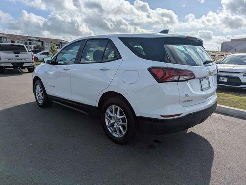 Summit White 2024 Chevrolet Equinox LS