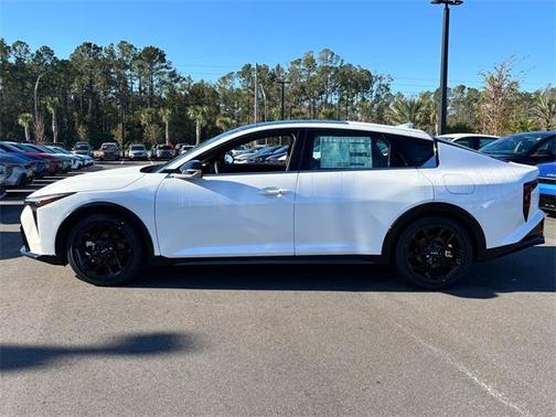 2025 Kia K4 GT-Line Turbo