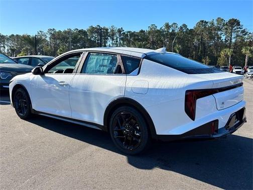 2025 Kia K4 GT-Line Turbo