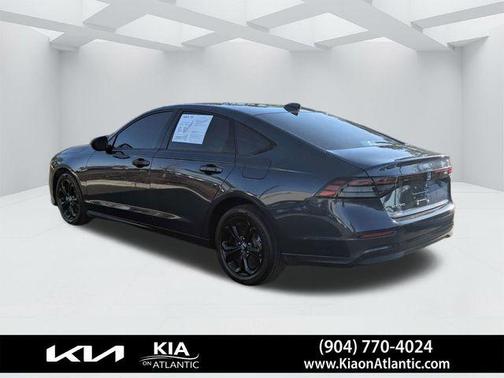 2025 Honda Accord SE