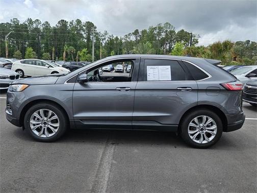 2024 Ford Edge Titanium
