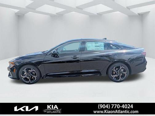 Aurora Black Pearl 2026 Kia K5 GT-Line