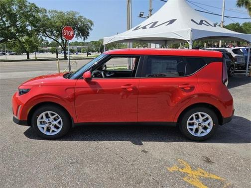 2025 Kia Soul LX