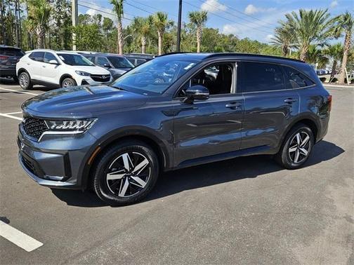 2022 Kia Sorento S