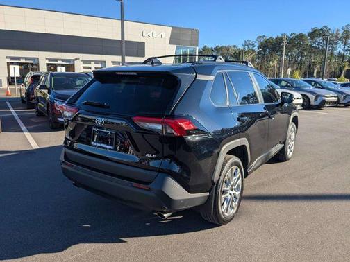 2024 Toyota RAV4 XLE Premium
