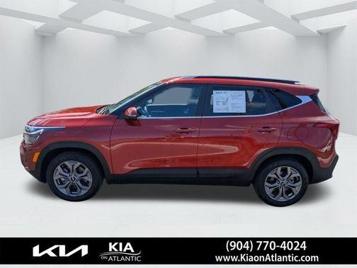 Mars Orange 2024 Kia Seltos S