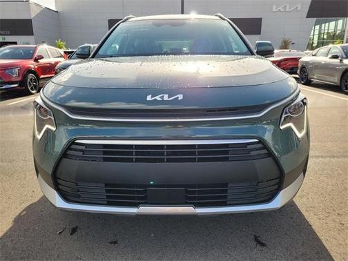 2025 Kia Niro Plug-In Hybrid EX