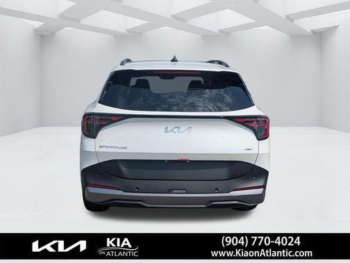 Snow White Pearl 2026 Kia Sportage Hybrid EX