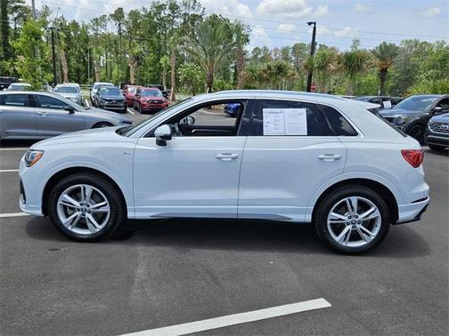 2020 Audi Q3 45 S line Premium