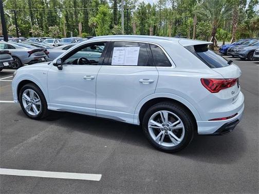 2020 Audi Q3 45 S line Premium