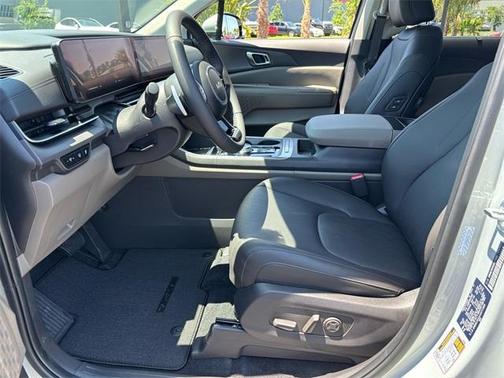 2025 Kia Carnival Hybrid EX