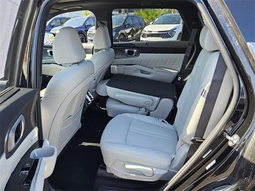 2025 Kia Sorento Hybrid SX Prestige