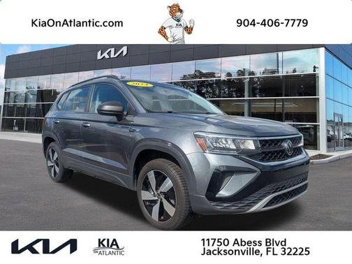 Platinum Gray Metallic 2024 Volkswagen Taos 1.5T S
