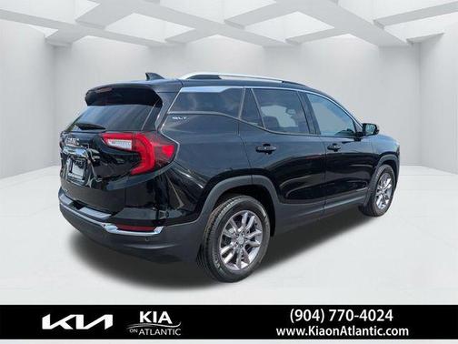 Ebony Twilight Metallic 2022 GMC Terrain SLT