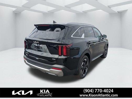 Aurora Black Pearl 2026 Kia Sorento Hybrid EX