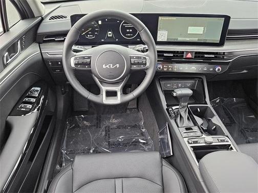 2025 Kia K5 EX