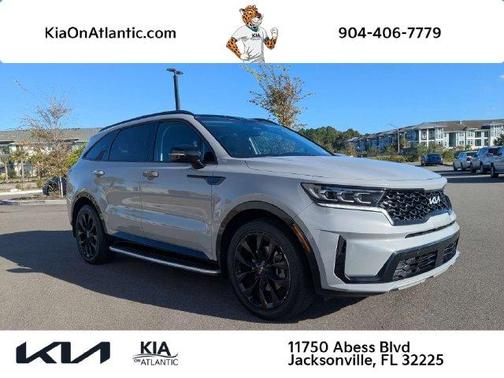 Gray 2022 Kia Sorento SX