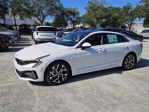 2025 Kia K5 EX