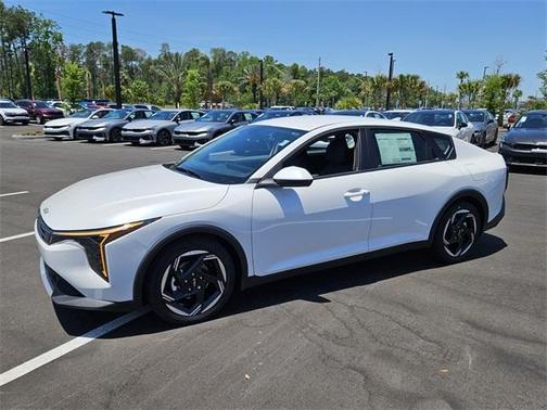2025 Kia K4 EX