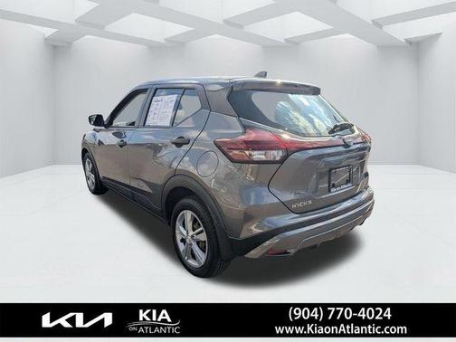 2022 Nissan Kicks S