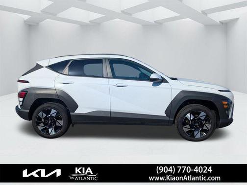 White 2024 Hyundai KONA SEL