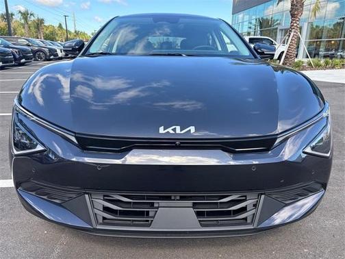 2025 Kia EV6 Light Long Range