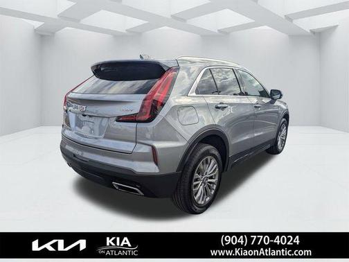 2025 Cadillac XT4 Premium Luxury