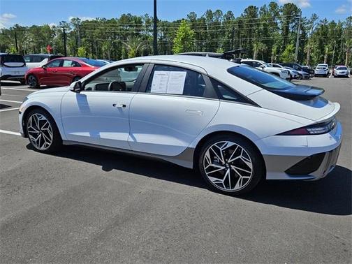2024 Hyundai IONIQ 6 SEL