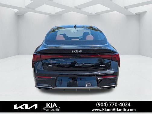 Aurora Black Pearl 2026 Kia K5 GT-Line
