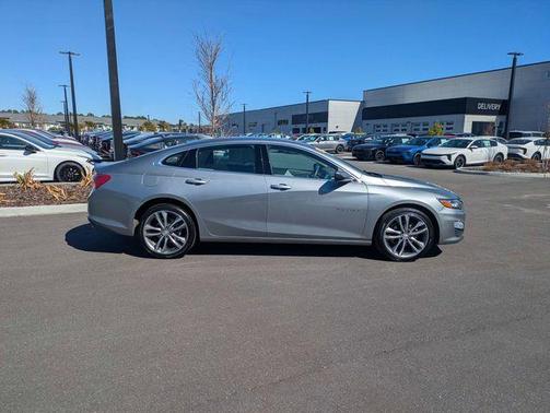 2024 Chevrolet Malibu 2LT