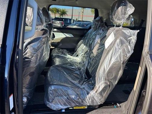 2026 Kia Carnival Hybrid LXS