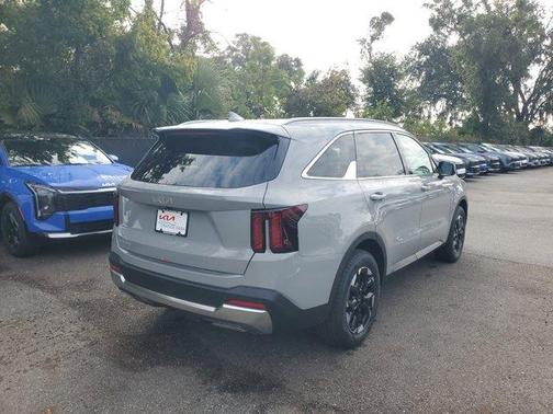 Wolf Gray 2026 Kia Sorento S