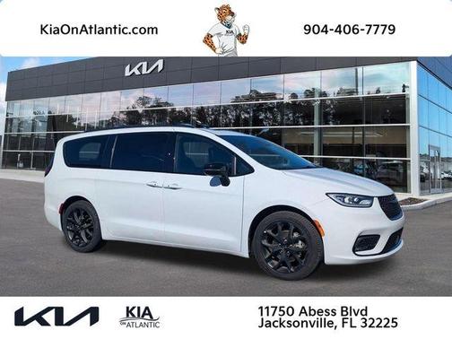 2025 Chrysler Pacifica Limited