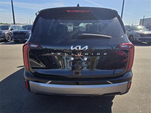 2025 Kia Telluride LX