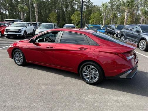 2024 Hyundai ELANTRA HEV Blue