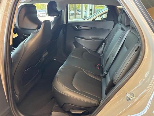 2025 Kia EV6 Wind