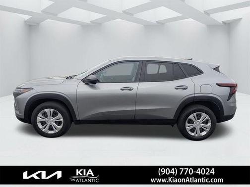 Sterling Gray Metallic 2024 Chevrolet Trax LS