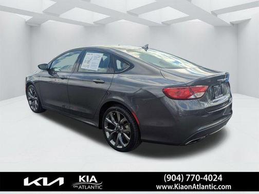 Crystal Metallic 2016 Chrysler 200 S