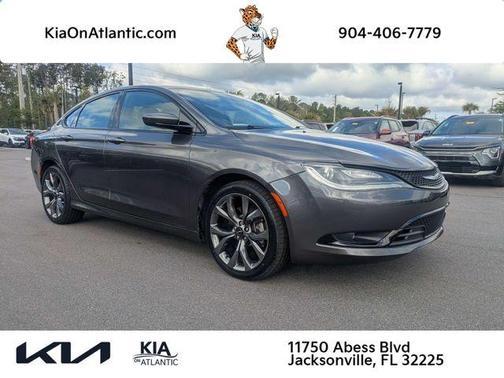 Crystal Metallic 2016 Chrysler 200 S