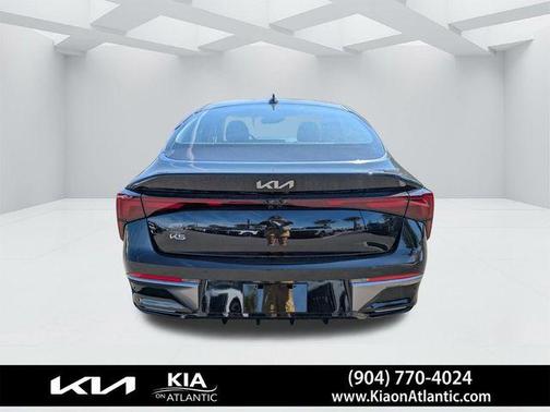 Aurora Black Pearl 2026 Kia K5 LXS